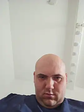 mario890605 online show from July 27, 1:51 pm