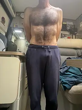 Snapshot of Hairy_athlete chatting on February 5, 8:21 am Hairy athlete online show from February 5, 8:21 am
