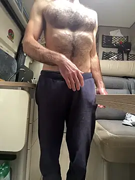 Snapshot of Hairy_athlete chatting on March 14, 9:46 am Hairy athlete online show from March 14, 9:46 am
