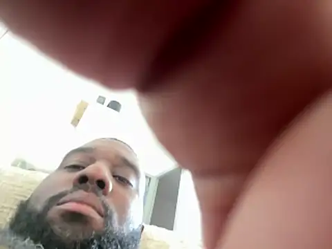 waakenda online show from February 3, 2:00 pm