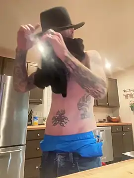 Mackwood89 online show from January 6, 8:51 am