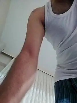 kevgir08 online show from December 2, 10:59 pm