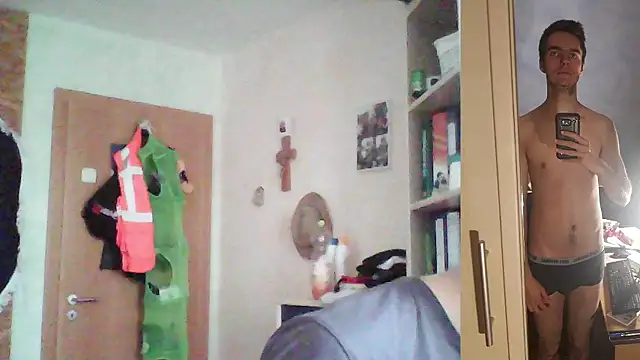 Chris23547 online show from January 15, 2:31 pm