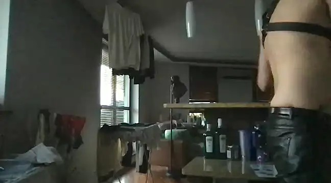 Snapshot of Perwers_41 chatting on February 9, 6:01 am Perwers 41 online show from February 9, 6:01 am