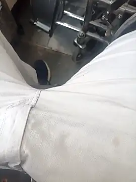 witchhunter1 online show from November 4, 9:10 am