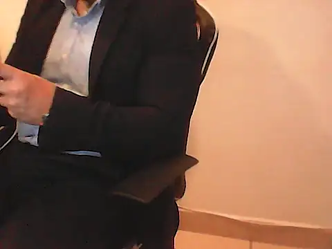 Kalel17073 online show from July 28, 6:20 pm