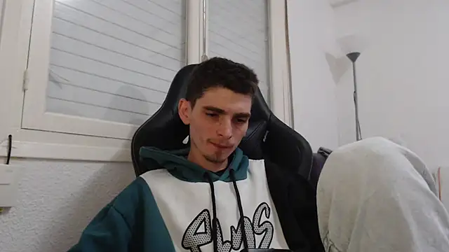 OnlySolovicio online show from November 3, 7:15 pm