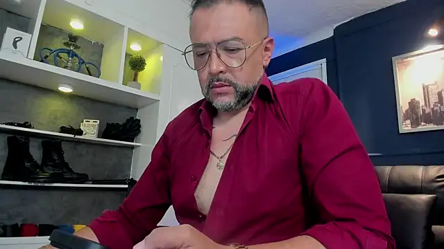 MrFrank tattoo online show from July 28, 1:54 pm