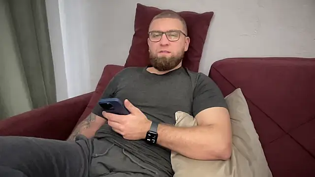 Bear bear  online show from February 6, 12:26 pm