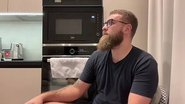 Bear bear  online show from November 21, 8:19 pm