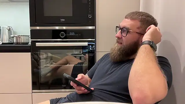 Bear bear  online show from November 15, 11:45 am