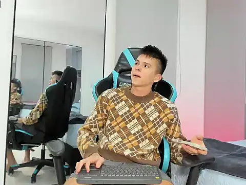 Daddyrich4u online show from September 8, 11:59 pm