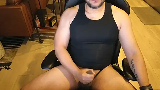 HungandThickLatin online show from June 5, 11:38 am