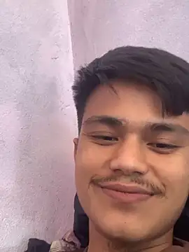 Hullax online show from November 11, 4:17 am