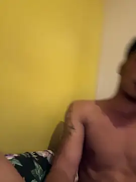 juniiorre online show from April 10, 7:43 pm