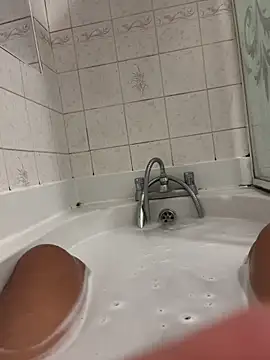 bigbrown- online show from December 27, 6:31 pm