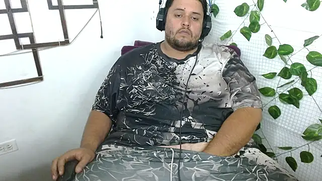 Snapshot of altairstudiosvip_ chatting on September 30, 2:53 pm altairstudiosvip  online show from September 30, 2:53 pm