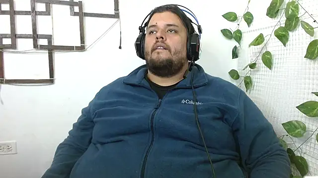 Snapshot of altairstudiosvip_ chatting on October 16, 1:41 pm altairstudiosvip  online show from October 16, 1:41 pm