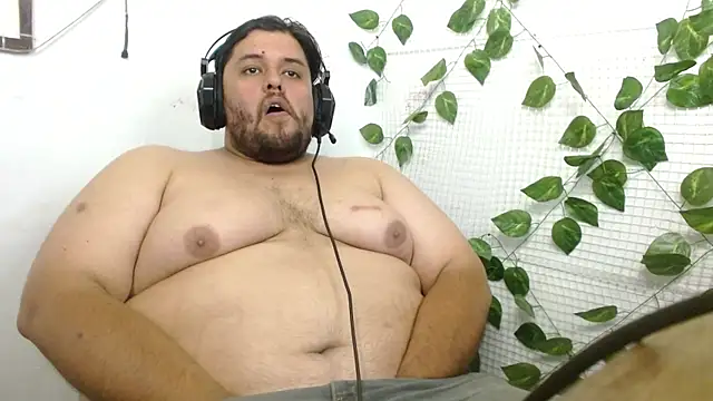 Snapshot of altairstudiosvip_ chatting on October 17, 2:32 pm altairstudiosvip  online show from October 17, 2:32 pm