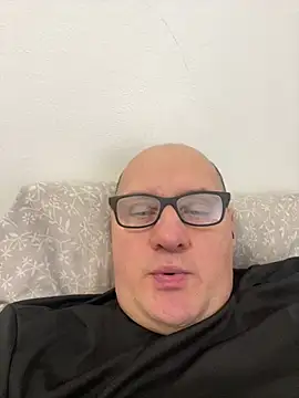 vanjbi45 online show from February 23, 8:11 am