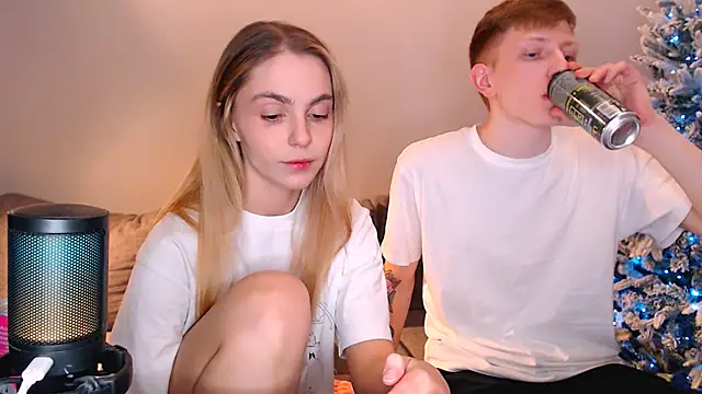 juliaanddima online show from January 17, 10:22 pm