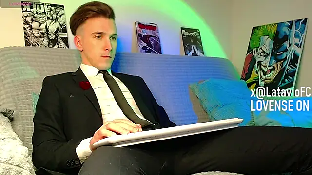 Midnighter  online show from April 10, 6:48 pm