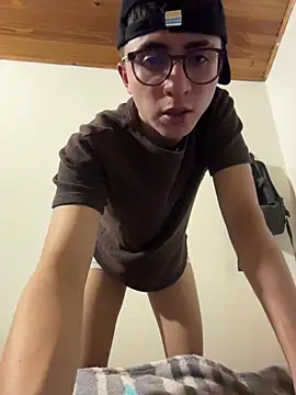 CamiRojas boy online show from February 16, 3:37 am