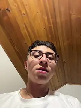 CamiRojas boy online show from January 16, 4:37 am