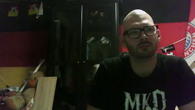Snapshot of Die-geile-Sau chatting on October 22, 9:07 pm Die-geile-Sau online show from October 22, 9:07 pm