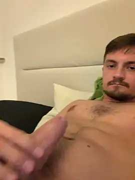 tommy11i online show from April 18, 7:58 pm