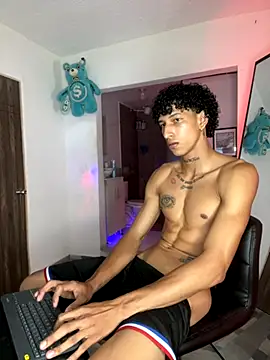 Snapshot of mike_casseano chatting on September 15, 2:58 am mike casseano online show from September 15, 2:58 am