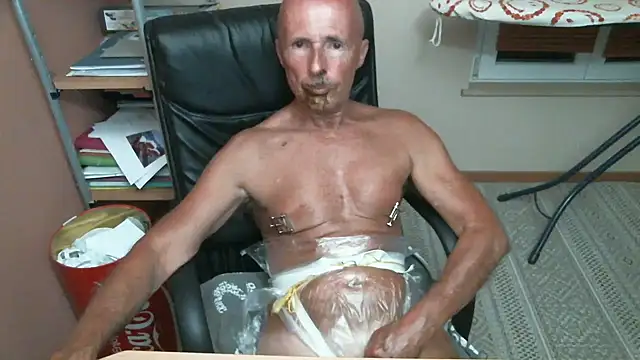 olibrius71 online show from September 18, 6:32 pm