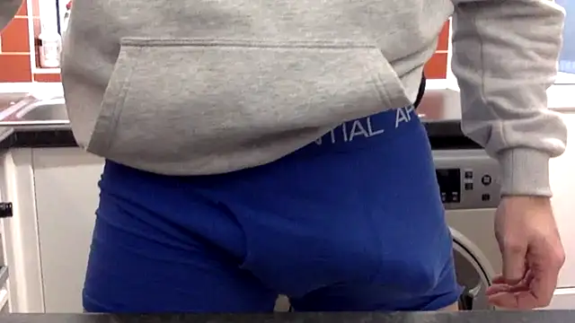 bigguy101 online show from February 4, 9:26 am