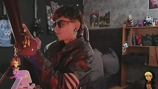 AcidMilo online show from January 13, 3:49 pm