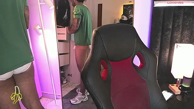 ItsMeEros online show from April 2, 11:12 pm