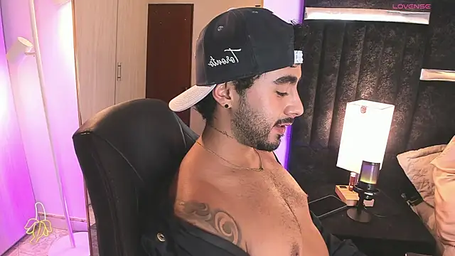 ItsMeEros online show from April 12, 11:16 pm