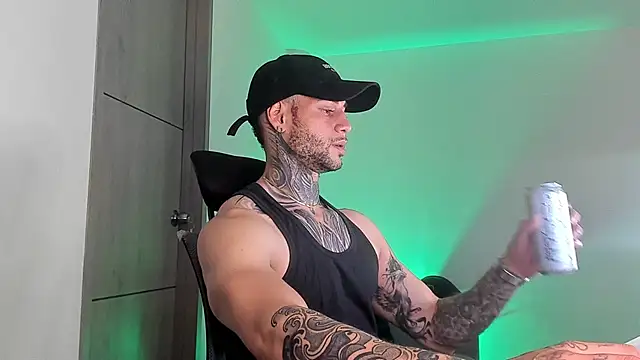  jamesleandros1 online show from May 25, 2:40 am