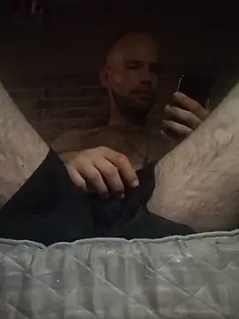 Adamvarga0318 online show from September 8, 8:41 pm