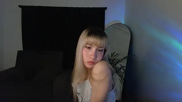 xxxvandersexxx online show from October 21, 7:00 am