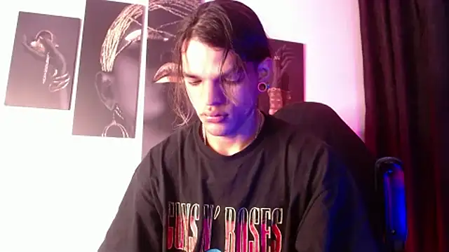 AlbertBernal69 online show from November 13, 11:48 am