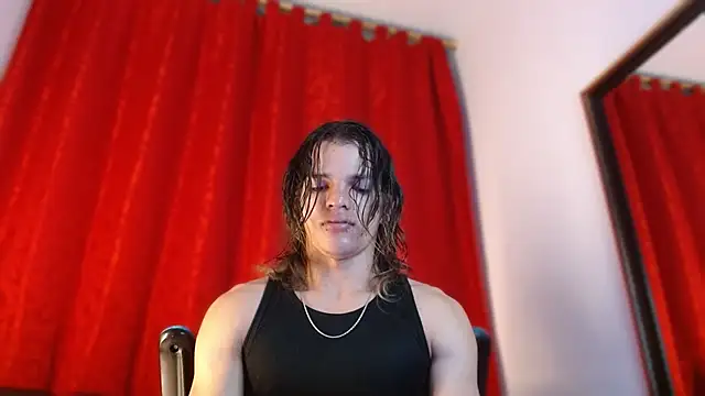 AlbertBernal69 online show from December 18, 2:40 am