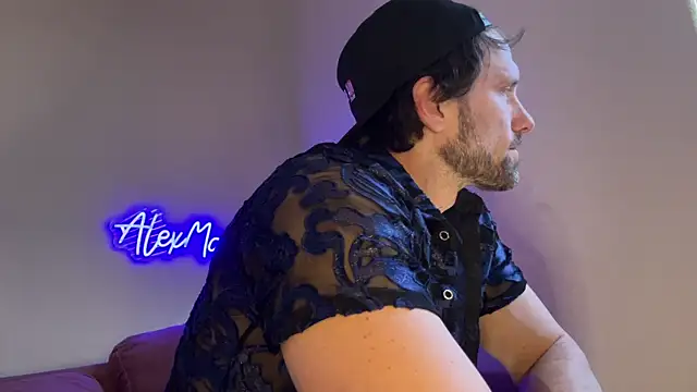 alexmannd online show from February 6, 6:27 pm