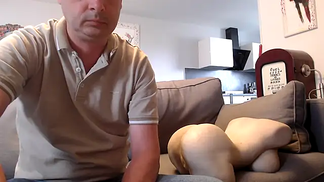 freddy0222222 online show from July 27, 2:02 pm