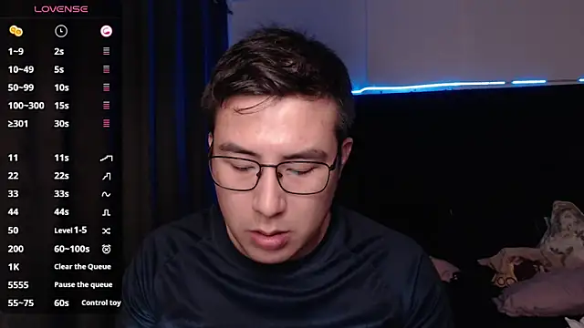 andrewmhilton  online show from November 8, 6:27 am