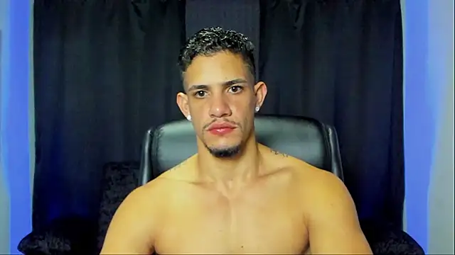 jhonnysnow17 online show from December 23, 6:11 am