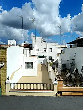 Snapshot of pigboybi chatting on March 1, 1:18 pm pigboybi online show from March 1, 1:18 pm