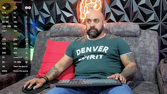 JD-69 online show from July 28, 8:45 pm