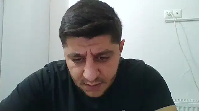 erkekkkadam online show from December 14, 9:11 pm