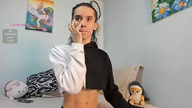 imcoltonalvin online show from March 19, 2:27 am