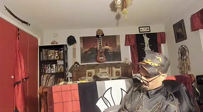 RoosterWabbit online show from February 26, 5:42 am